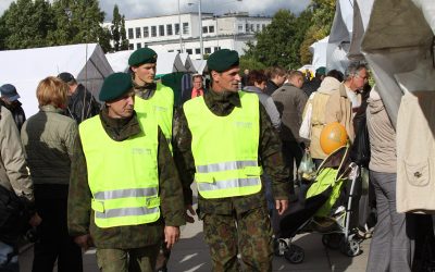 Šauliai parodos metu sulaikė ir perdavė policijai pažeidėją