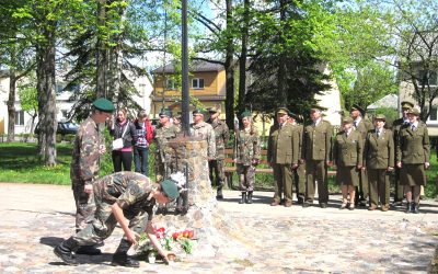 Žemaitijos šauliai pagerbė partizanus ir paminėjo Kariuomenės ir visuomenės vienybės dieną