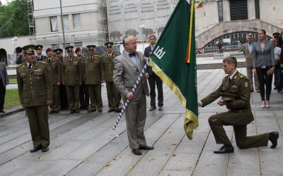 Šaulių sąjungos vėliava perduota ats. plk. ltn. Liudui Gumbinui