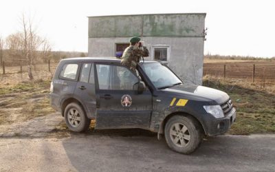 Šauliai saugo sieną kartu su pasieniečiais