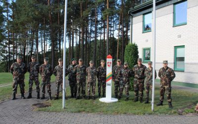 Valstybės sienos apsaugos tarnybos Varėnos pasienio rinktinei šauliai teikė pagalbą