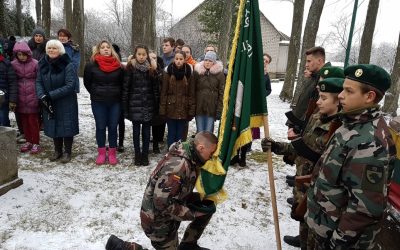 Utenos šauliai su mokyklos bendruomene minėjo Lietuvos kariuomenės dieną