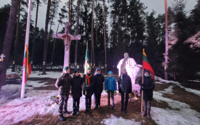 Jaunieji šauliai Kaišiadoryse pagerbė partizanų atminimą