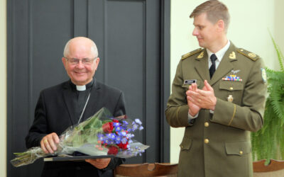 Sveikiname garbės šaulį, Jo Ekscelencija kardinolą Sigitą Tamkevičių gimtadienio proga