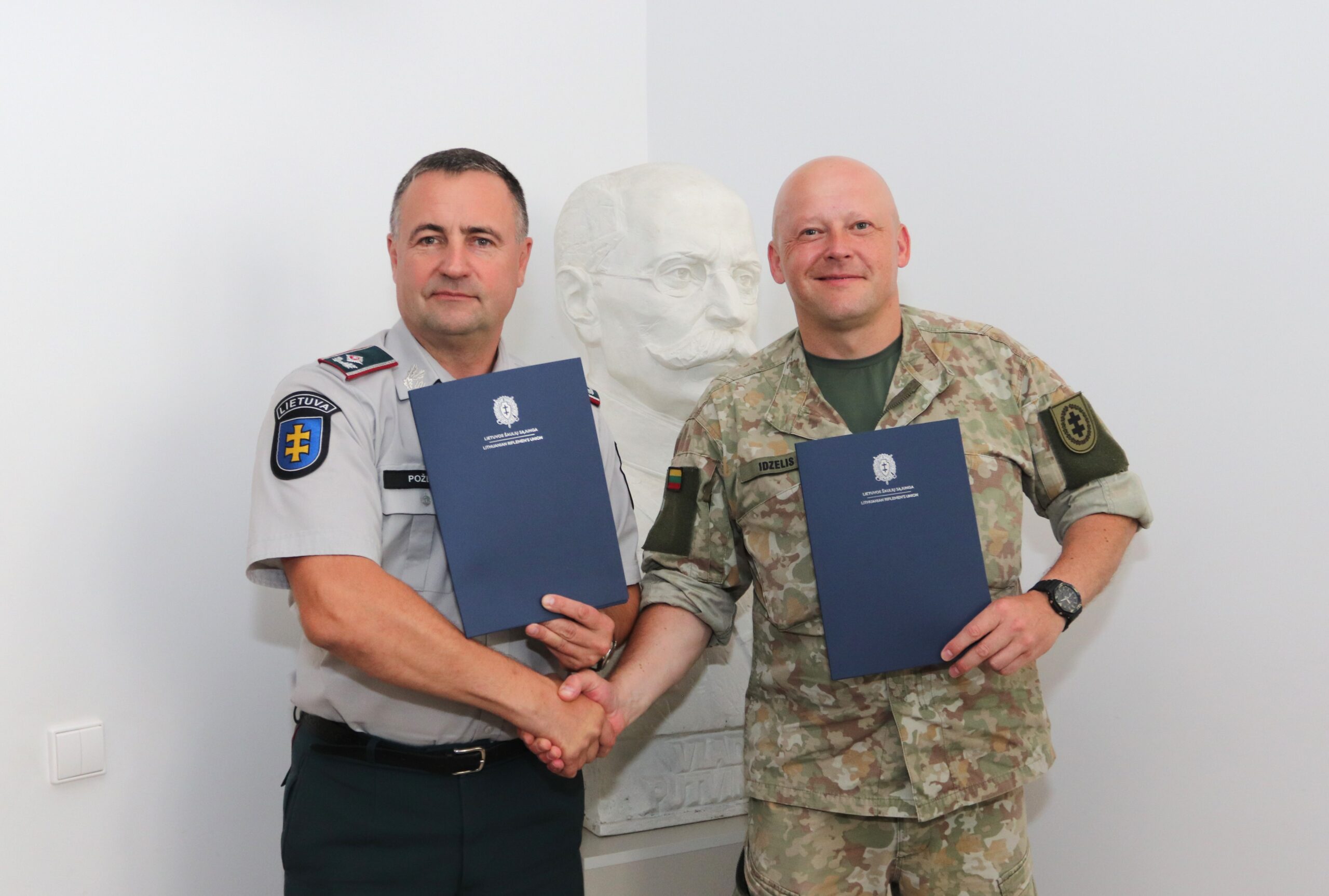 Šaulių sąjunga ir Policijos departamentas pasirašė bendradarbiavimo sutartį